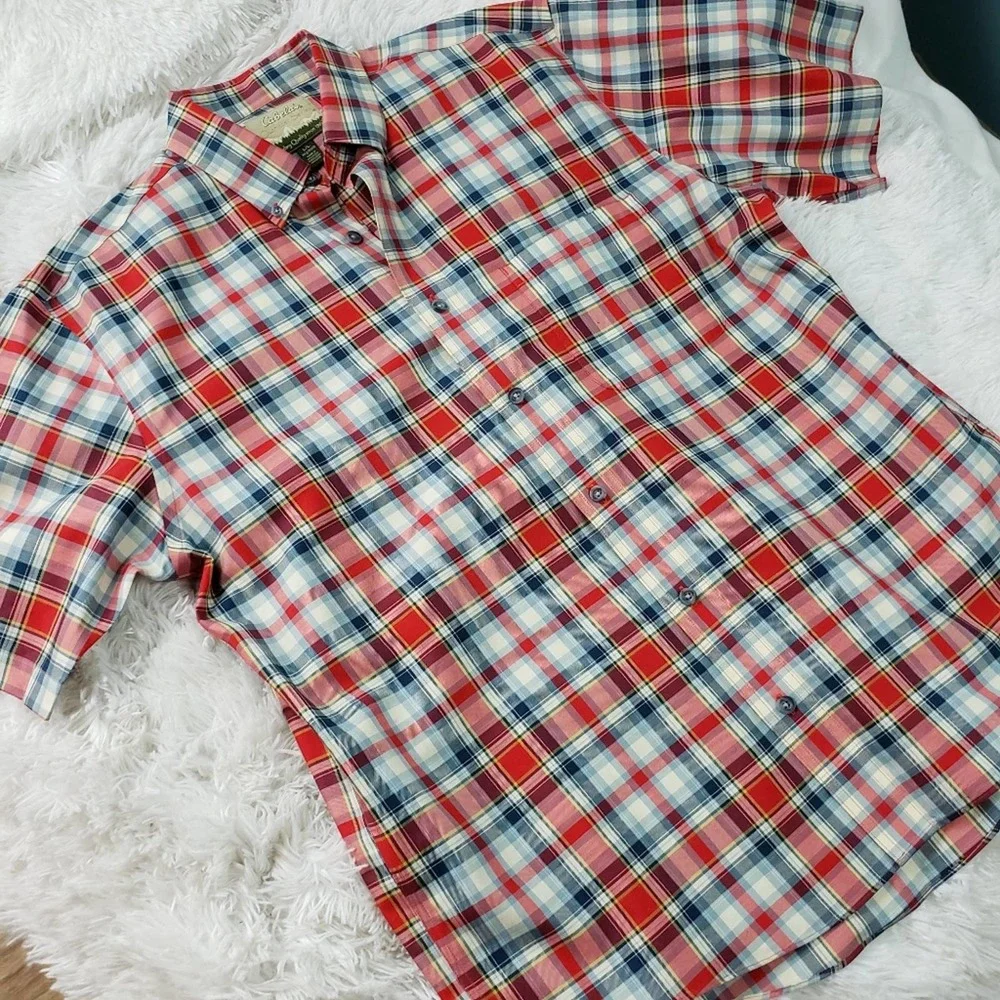 Cabela's men red plaid button up shirt Sz large - Picture 6 of 8